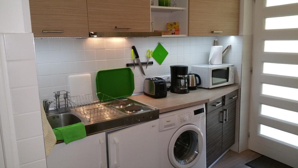 Apartment Patricia With Garden Budapest Ruang foto